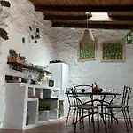بيت للعطل Casa Rustica Frente Al Teide Rustic House Facing Mount Teide *