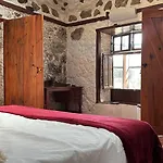 Casa Rustica Frente Al Teide Rustic House Facing Mount Teide بيت للعطل *