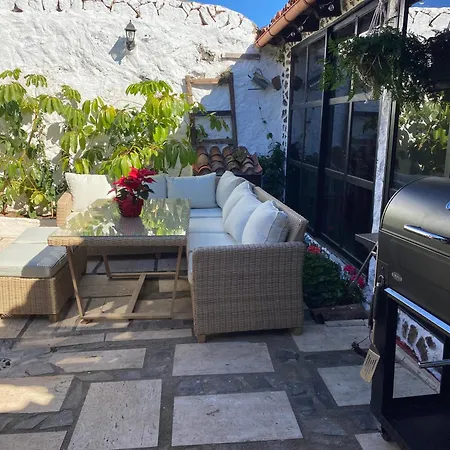 بيت للعطل Casa Rustica Frente Al Teide Rustic House Facing Mount Teide *